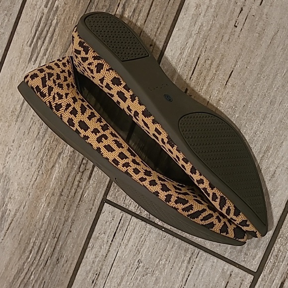 Rothy's Pointed Toe Retired Leopard Print Flats Washable Wmn 10 Authentic Casual - Picture 11 of 16